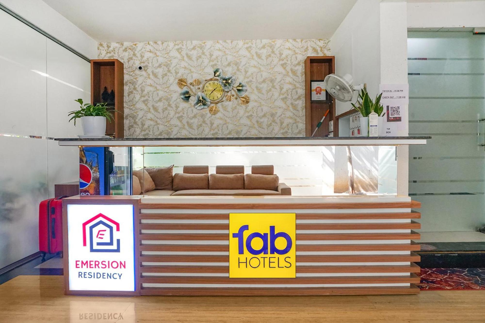 Fabhotel Emersion Residency - High Street Near Laxman Nagar, Baner Пуне Екстер'єр фото