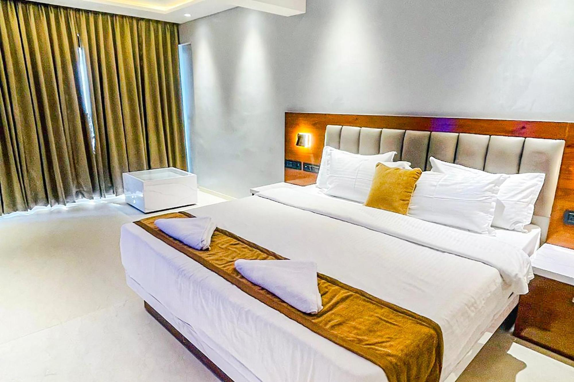Fabhotel Emersion Residency - High Street Near Laxman Nagar, Baner Пуне Екстер'єр фото
